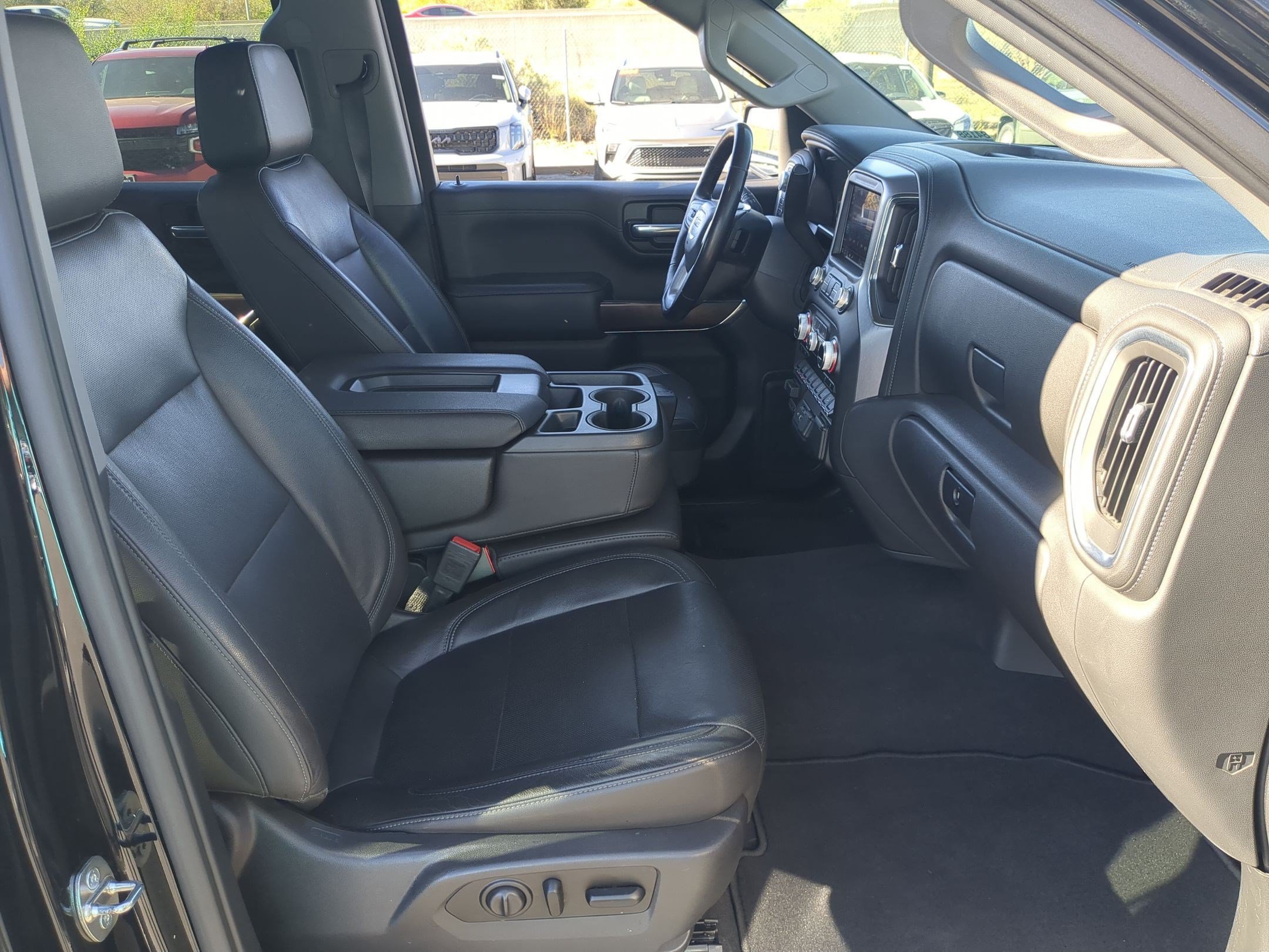 Used 2020 GMC Sierra 1500 SLT w/ Driver Alert Package I AWD/4WD image 30