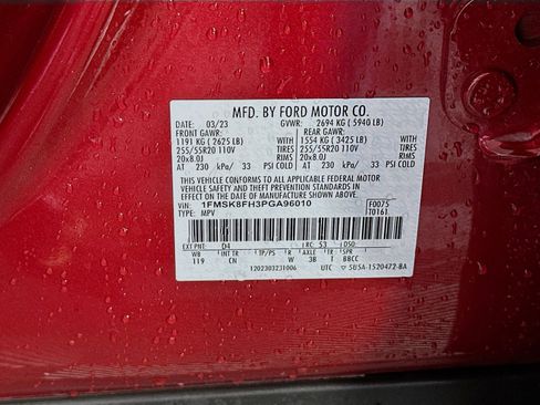 Used 2023 Ford Explorer Limited w/ Equipment Group 301A AWD/4WD image 35