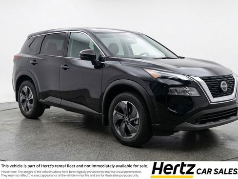 Used 2025 Nissan Rogue SV image 1