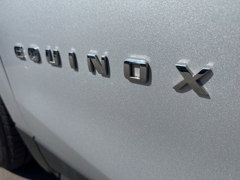 Used 2021 Chevrolet Equinox LT image 17