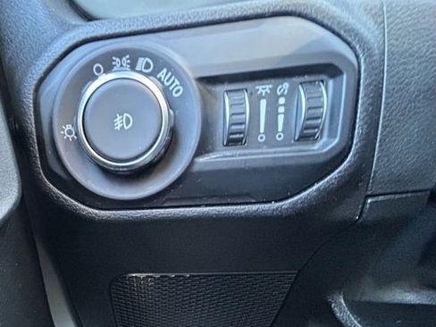 Used 2021 Jeep Wrangler Unlimited Sport image 20