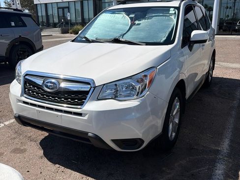Used 2016 Subaru Forester 2.5i Premium w/ All-Weather Package AWD/4WD image 4