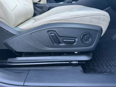 Used 2022 Audi Q3 2.0T Premium image 45