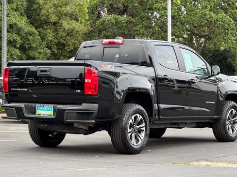 Used 2022 Chevrolet Colorado Z71 AWD/4WD image 3