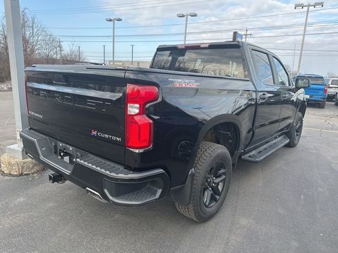 Used 2020 Chevrolet Silverado 1500 Custom Trail Boss w/ Custom Convenience Package image 2