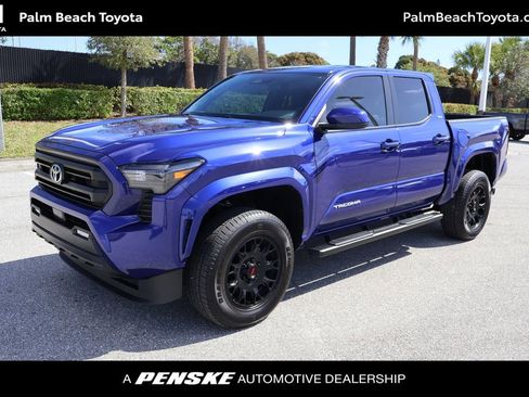 Certified 2025 Toyota Tacoma SR5 image 1