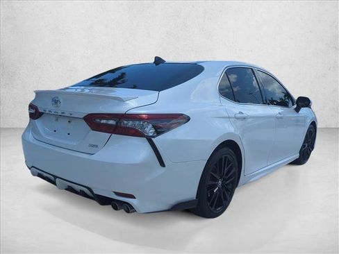 Used 2021 Toyota Camry XSE w/ Navigation Package FWD image 5