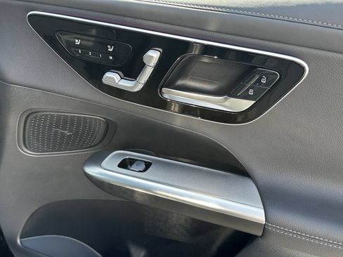 Certified 2026 Mercedes-Benz GLC 300 image 17