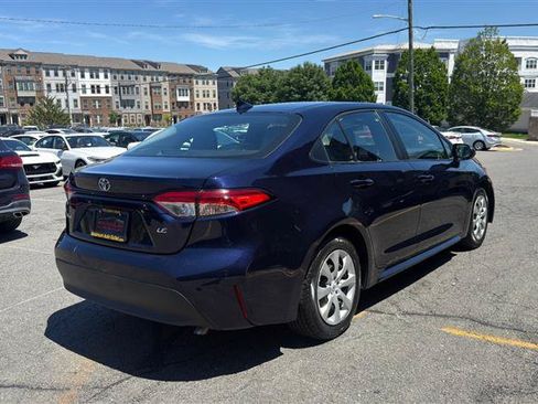Used 2024 Toyota Corolla LE FWD image 10