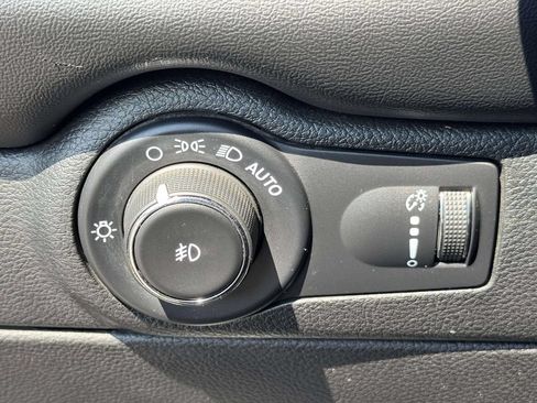 Used 2021 Dodge Durango SXT AWD/4WD image 28
