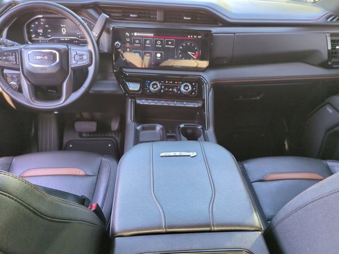 Used 2025 GMC Sierra 2500 AT4 w/ Technology Package image 20