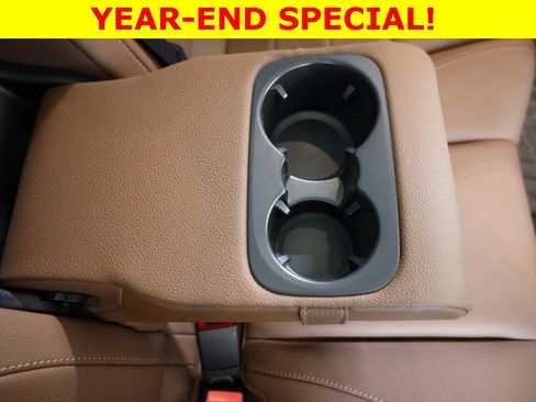 Used 2025 Mercedes-Benz GLE 450e 4MATIC image 40