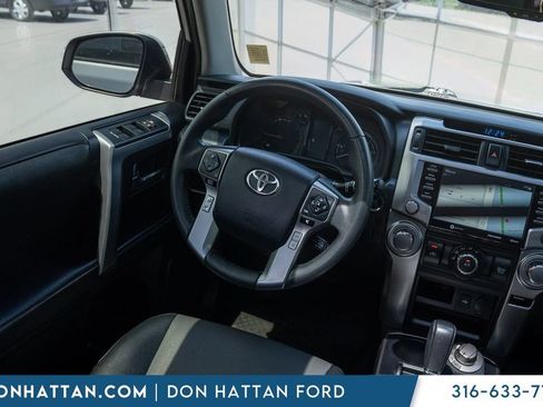 Used 2020 Toyota 4Runner SR5 Premium w/ Moonroof Package AWD/4WD image 15