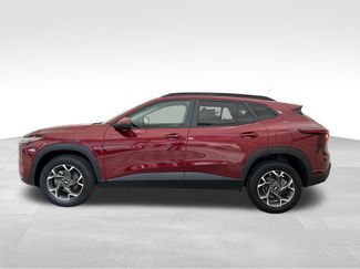 Used 2024 Chevrolet Trax LT w/ Driver Confidence Package FWD video 2