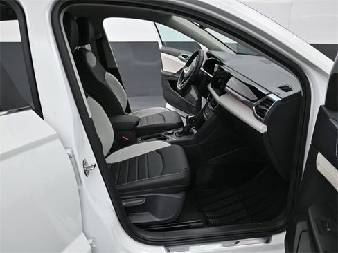 New 2026 Volkswagen Taos SEL image 14