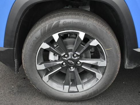 New 2026 Chevrolet Equinox RS w/ LPO, Floor Liner Package image 11