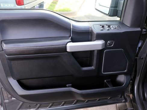 Certified 2019 Ford F150 Lariat AWD/4WD image 34