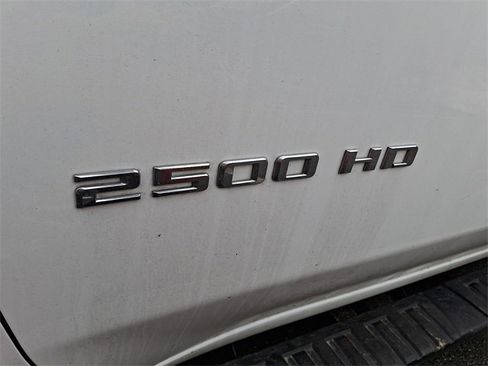 Used 2022 Chevrolet Silverado 2500 W/T w/ WT Convenience Package image 5
