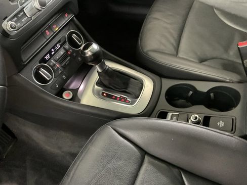 Used 2017 Audi Q3 2.0T Premium Plus w/ Premium Plus Package AWD/4WD image 17