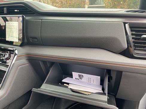 Used 2023 GMC Sierra 1500 AT4 w/ Technology Package image 59