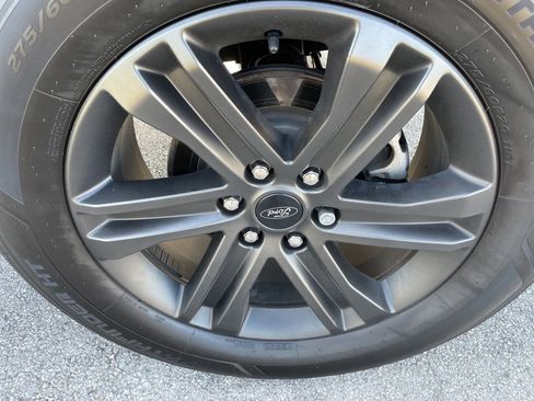 Certified 2022 Ford F150 Lariat image 9