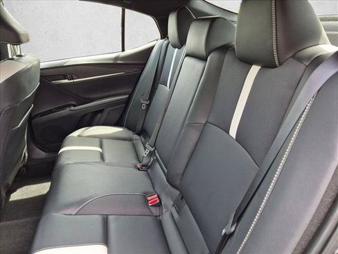 Used 2026 Toyota Camry SE FWD image 17