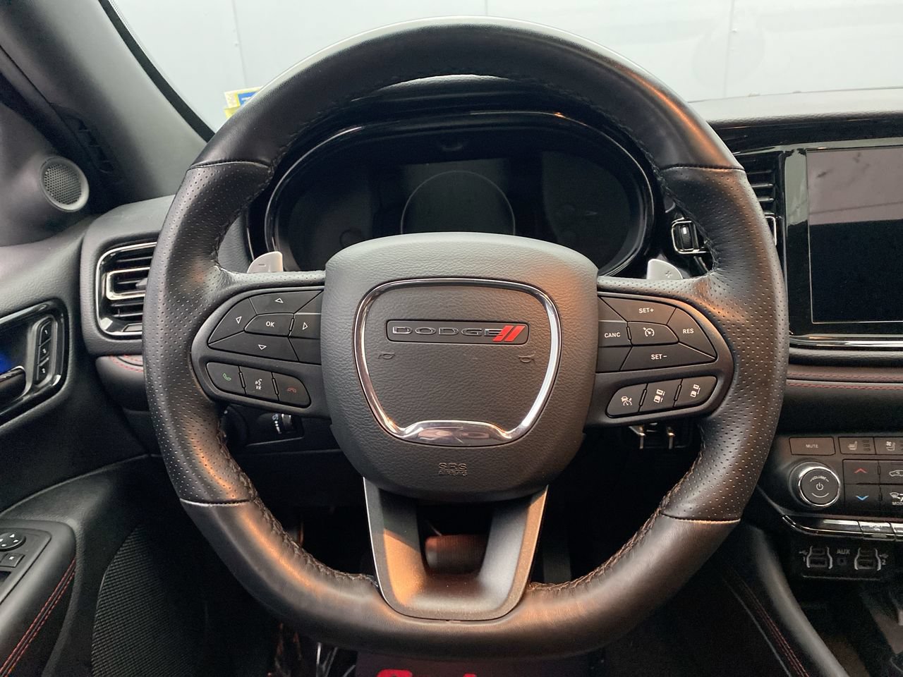 Used 2025 Dodge Durango R/T AWD/4WD image 16