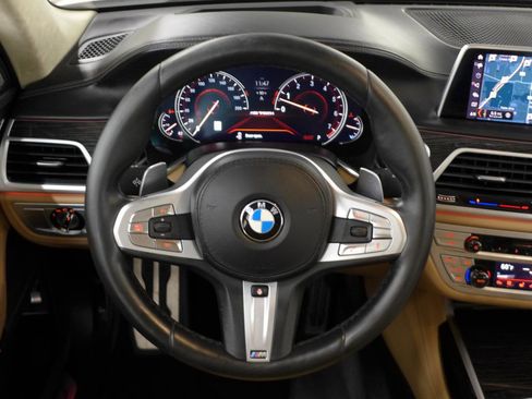 Used 2019 BMW M760i xDrive AWD/4WD image 18