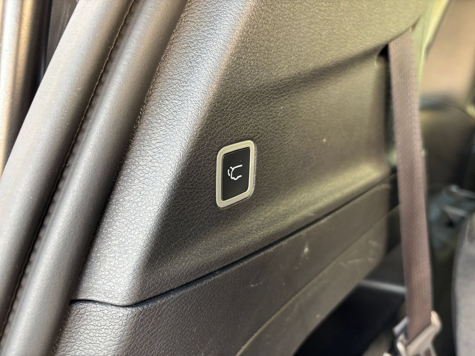Used 2025 Chrysler Pacifica Select FWD image 22