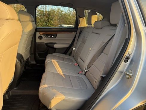 Used 2017 Honda CR-V EX-L image 16