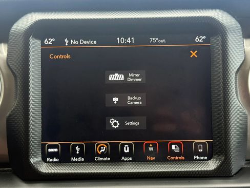 Used 2018 Jeep Wrangler Unlimited Sahara w/ Uconnect 4C Nav & Sound Group AWD/4WD image 36