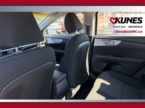 Used 2024 Kia Forte LXS image 31