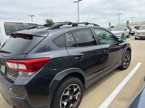 Used 2018 Subaru Crosstrek 2.0i Premium w/ Moonroof Package image 4