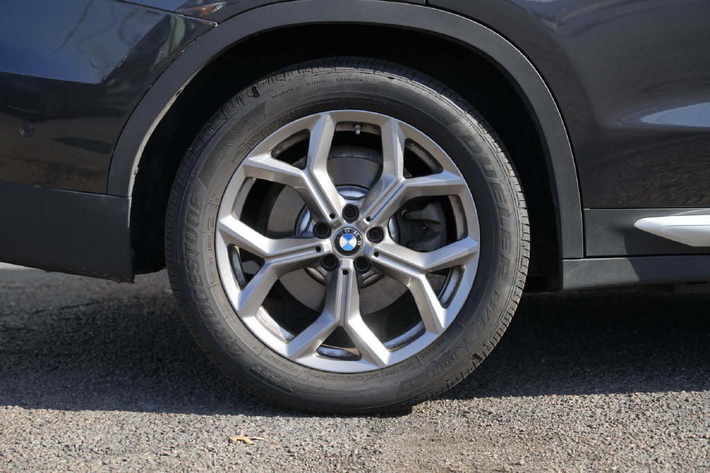 Used 2021 BMW X3 xDrive30i w/ Premium Package AWD/4WD image 11