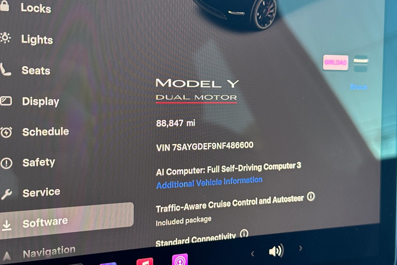 Used 2022 Tesla Model Y Performance AWD/4WD image 24