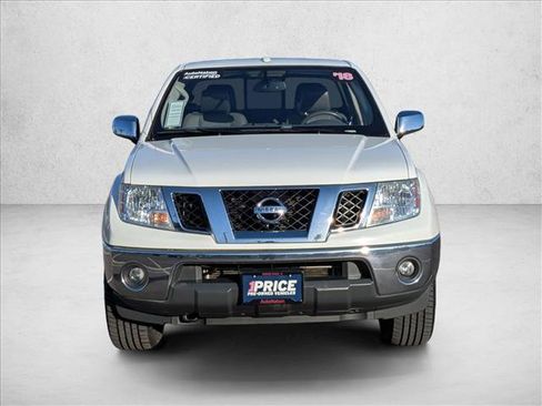 Used 2018 Nissan Frontier SL AWD/4WD image 2