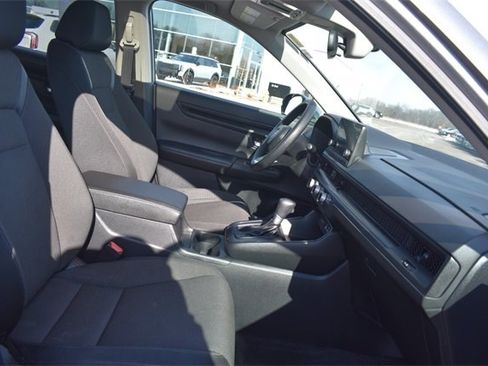 Used 2024 Honda CR-V EX image 12
