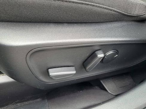 Used 2023 Ford Escape Active w/ Tech Pack #2 AWD/4WD image 10