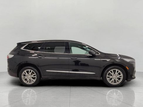 Used 2023 Buick Enclave Essence w/ Experience Buick Package AWD/4WD image 11