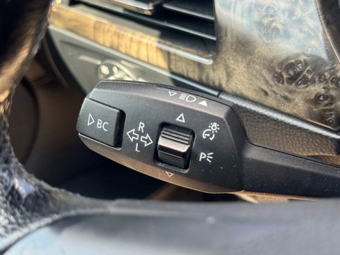 Used 2009 BMW 328i Convertible image 34