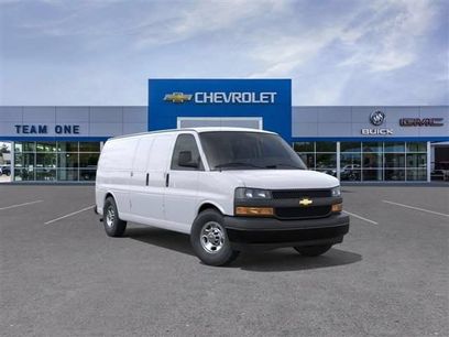 New 2026 Chevrolet Express 3500 Extended w/ Driver Convenience Package