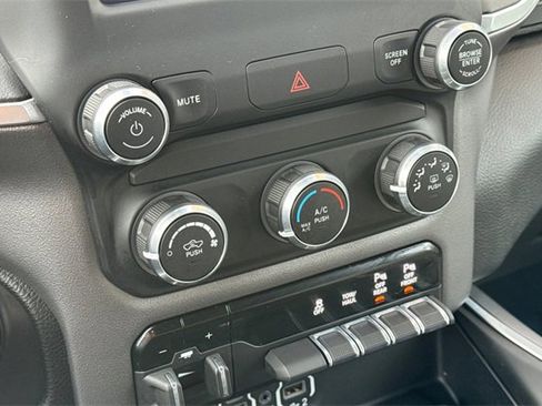 Used 2022 RAM 1500 Big Horn image 30