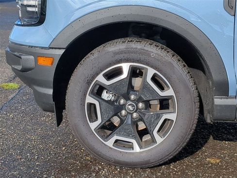 Used 2024 Ford Bronco Sport Outer Banks w/ Tech Package image 33