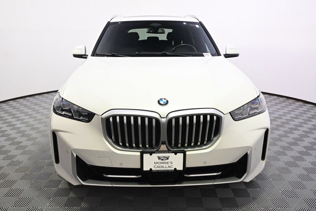 Used 2024 BMW X5 xDrive40i AWD/4WD image 10