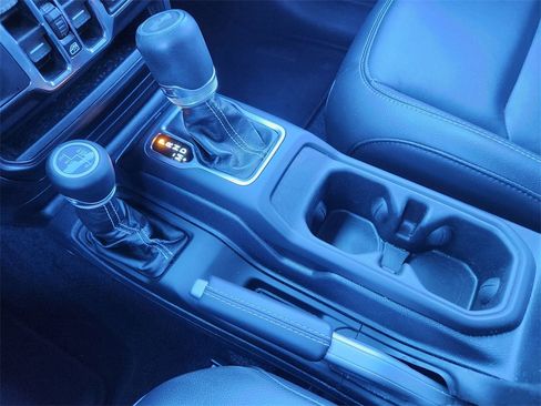 Used 2021 Jeep Wrangler Unlimited Sahara w/ Cold Weather Group image 22