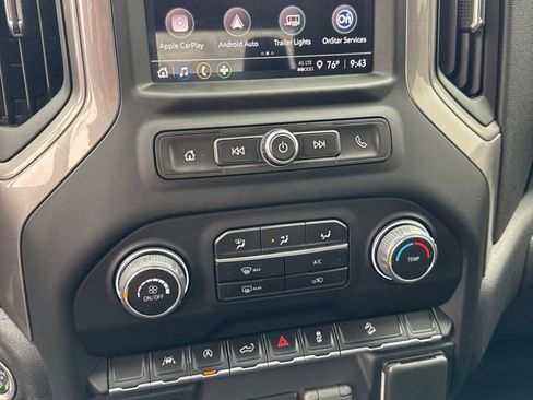 Used 2022 Chevrolet Silverado 1500 Custom Trail Boss AWD/4WD image 14