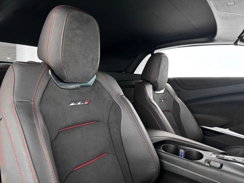 Used 2023 Chevrolet Camaro ZL1 image 27