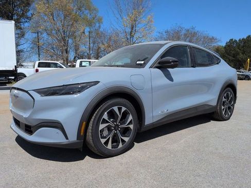 New 2026 Ford Mustang Mach-E Select w/ Comfort Package image 8