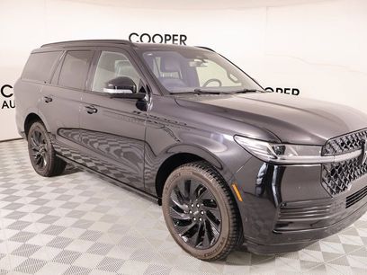 New 2025 Lincoln Navigator Reserve w/ Jet Appearance Package