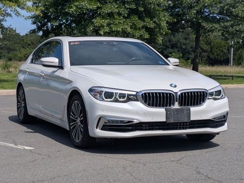 Used 2018 BMW 530i RWD image 3